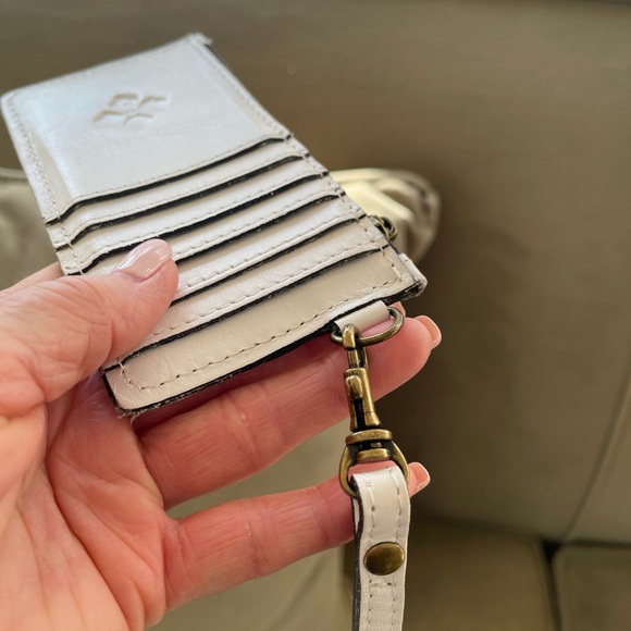 Patricia Nash White Key & Card Holder - Picture 8 of 8